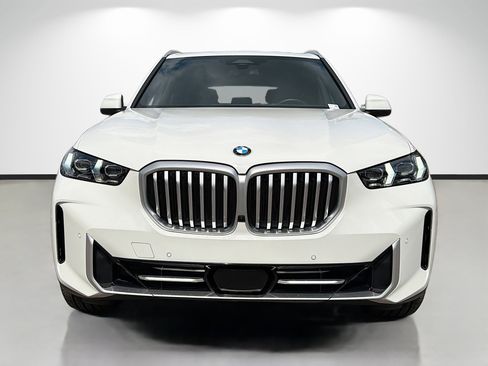Used 2026 BMW X5 xDrive40i image 8