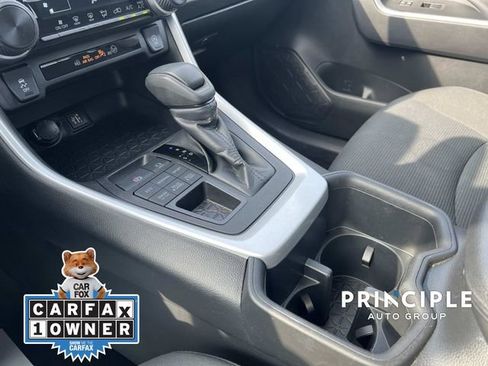 Used 2024 Toyota RAV4 LE image 27