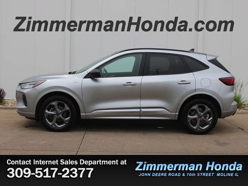 Used 2023 Ford Escape ST-Line w/ Tech Pack #1 AWD/4WD image 25