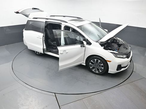 Certified 2025 Honda Odyssey Elite image 54