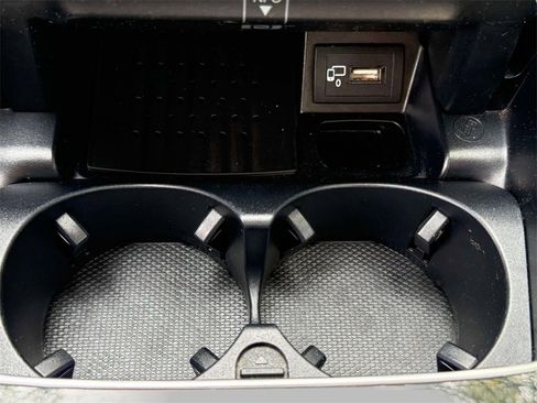 Used 2018 Mercedes-Benz E 400 4MATIC Wagon image 25