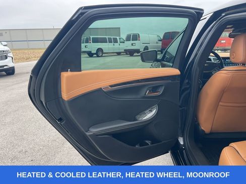 Used 2016 Chevrolet Impala LTZ w/ Enhanced Convenience Package image 39