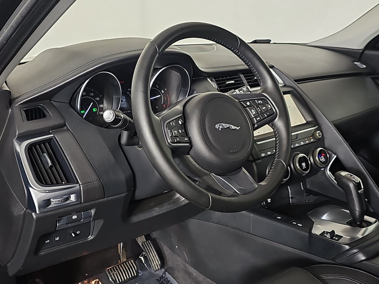 Used 2018 Jaguar E-PACE S AWD/4WD image 16