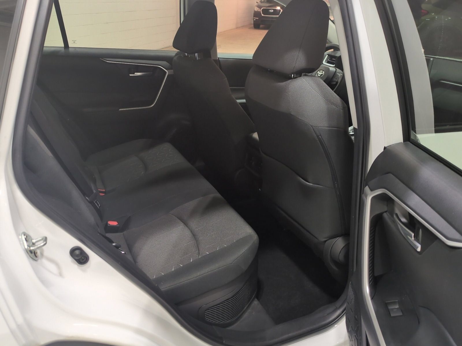 Used 2024 Toyota RAV4 XLE AWD/4WD image 12