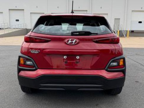 Used 2019 Hyundai Kona SE FWD image 5