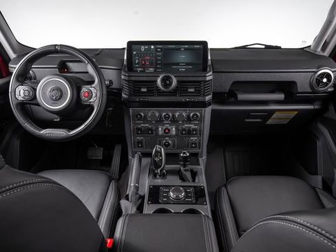 Used 2025 INEOS Grenadier AWD/4WD image 32