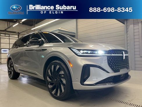 Used 2024 Lincoln Nautilus Black Label w/ Jet Appearance Package (87T) image 1