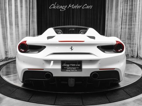 Used 2017 Ferrari 488 Spider image 4