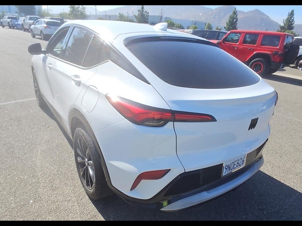 Used 2024 Buick Envista Sport Touring FWD image 4