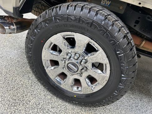 Used 2017 Ford F250 Lariat w/ Chrome Package image 70