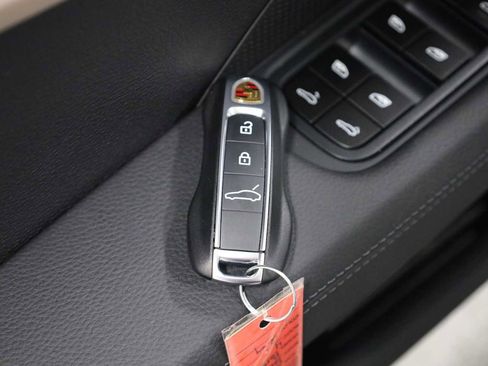 New 2025 Porsche Panamera 4 image 44