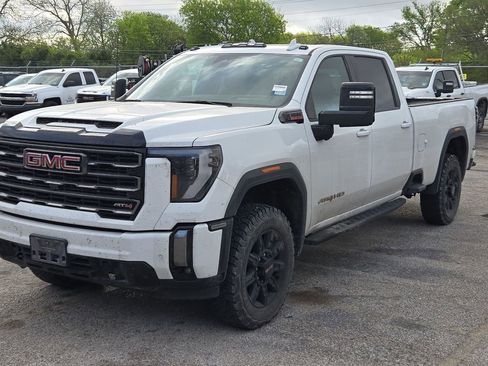 Used 2024 GMC Sierra 3500 AT4 w/ AT4 Premium Plus Package image 6