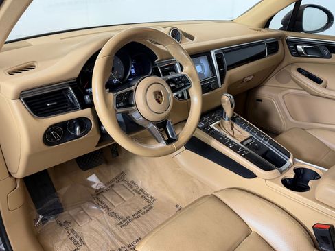 Used 2016 Porsche Macan S AWD/4WD image 4