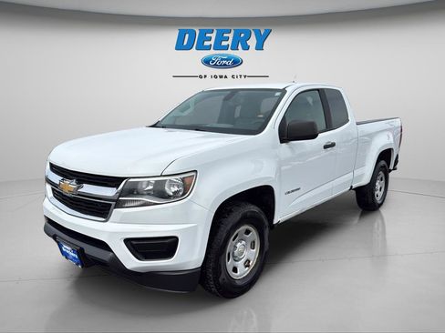 Used 2017 Chevrolet Colorado W/T image 9
