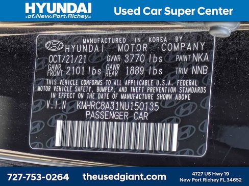 Used 2022 Hyundai Venue SEL image 12