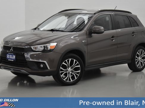 Used 2016 Mitsubishi Outlander Sport SEL image 1