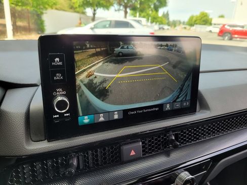 Used 2023 Honda CR-V EX-L image 18