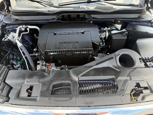 Certified 2024 Honda Pilot Touring image 35