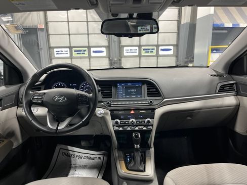 Used 2019 Hyundai Elantra Value Edition FWD image 33