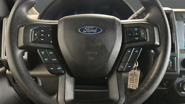 Used 2019 Ford F250 XLT w/ XLT Premium Package AWD/4WD image 16