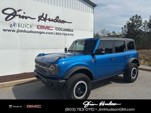 Used 2023 Ford Bronco Badlands w/ Sasquatch Package image 1