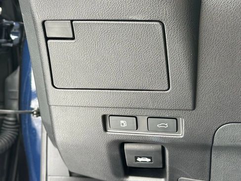 Used 2024 Lexus ES 350 w/ Premium Package image 38