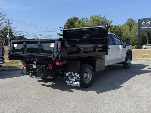 New 2025 GMC Sierra 3500 Pro w/ Convenience Package image 17