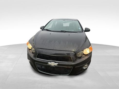 Used 2014 Chevrolet Sonic LTZ FWD image 2