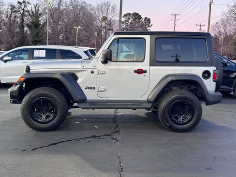 Used 2023 Jeep Wrangler Sport image 3