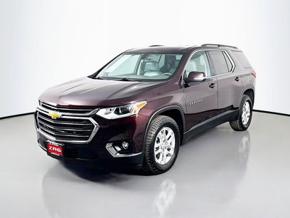 Used 2021 Chevrolet Traverse LT