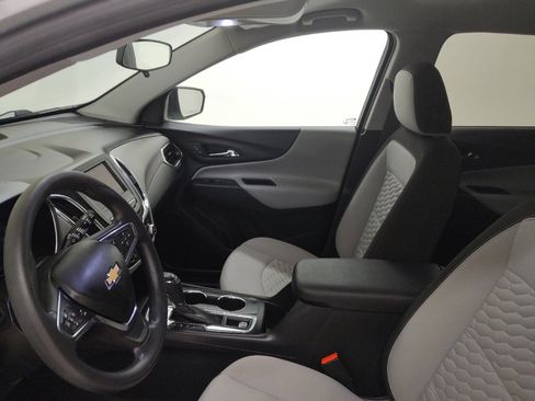 Used 2021 Chevrolet Equinox LS w/ LS Convenience Package image 17