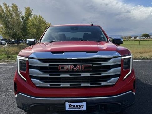 Used 2022 GMC Sierra 1500 SLE image 4