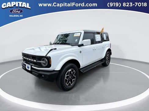 Certified 2025 Ford Bronco Outer Banks image 4