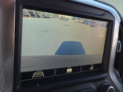 Used 2020 Chevrolet Silverado 1500 LTZ w/ LTZ Plus Package RWD image 19