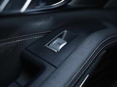 Certified 2024 BMW X7 xDrive40i image 24