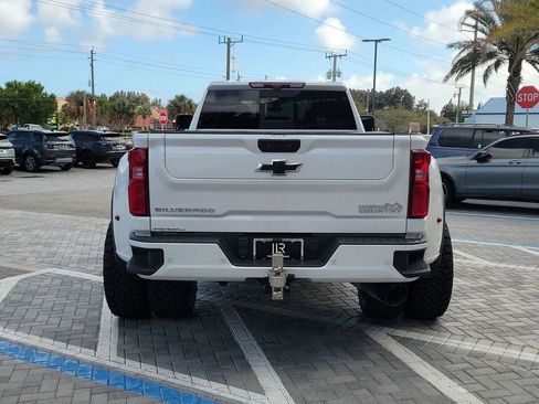 Used 2022 Chevrolet Silverado 3500 High Country image 4