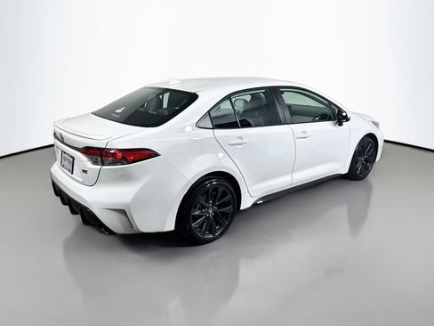 Used 2025 Toyota Corolla SE FWD image 7