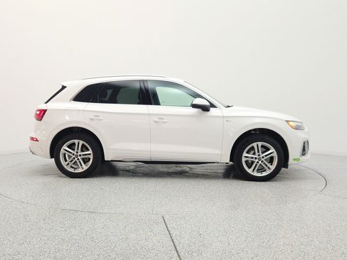 Used 2023 Audi Q5 e Premium Plus w/ Premium Plus Package AWD/4WD image 4