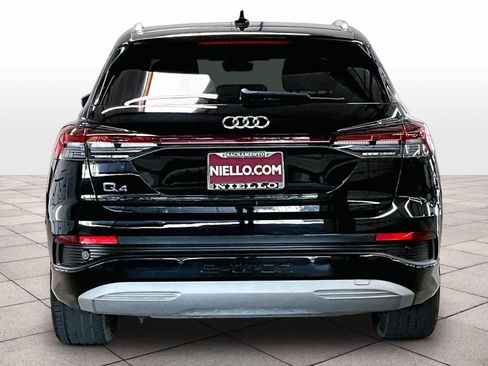 Used 2023 Audi Q4 e-tron Premium Plus w/ Premium Plus RWD image 7