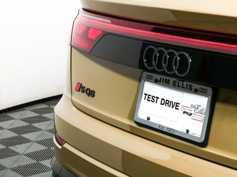 Used 2024 Audi SQ8 Prestige image 38
