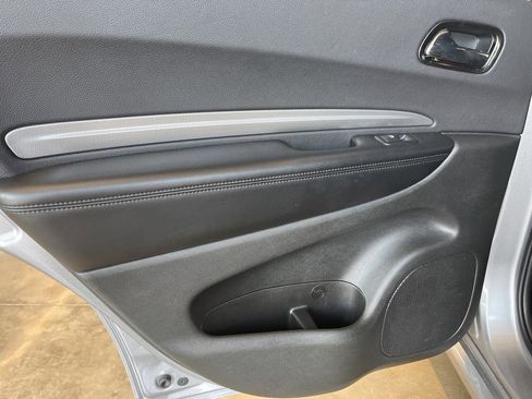 Used 2020 Dodge Durango GT AWD/4WD image 15