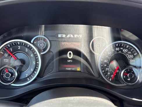 Used 2021 RAM 1500 4x4 Crew Cab image 14