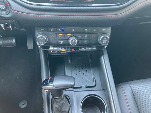 Used 2025 Dodge Durango R/T AWD/4WD image 14