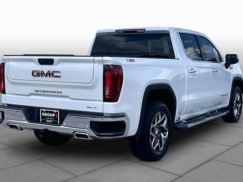 Used 2024 GMC Sierra 1500 SLT AWD/4WD image 13