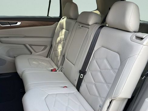 New 2026 Volkswagen Atlas SE FWD image 29