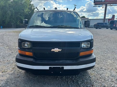 Used 2013 Chevrolet Express 1500 RWD image 8