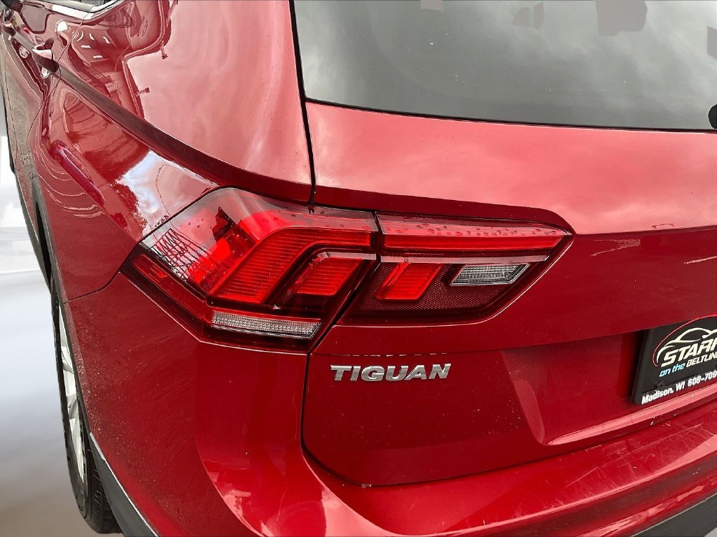 Used 2019 Volkswagen Tiguan S w/ 3rd Row Seat Package AWD/4WD image 23