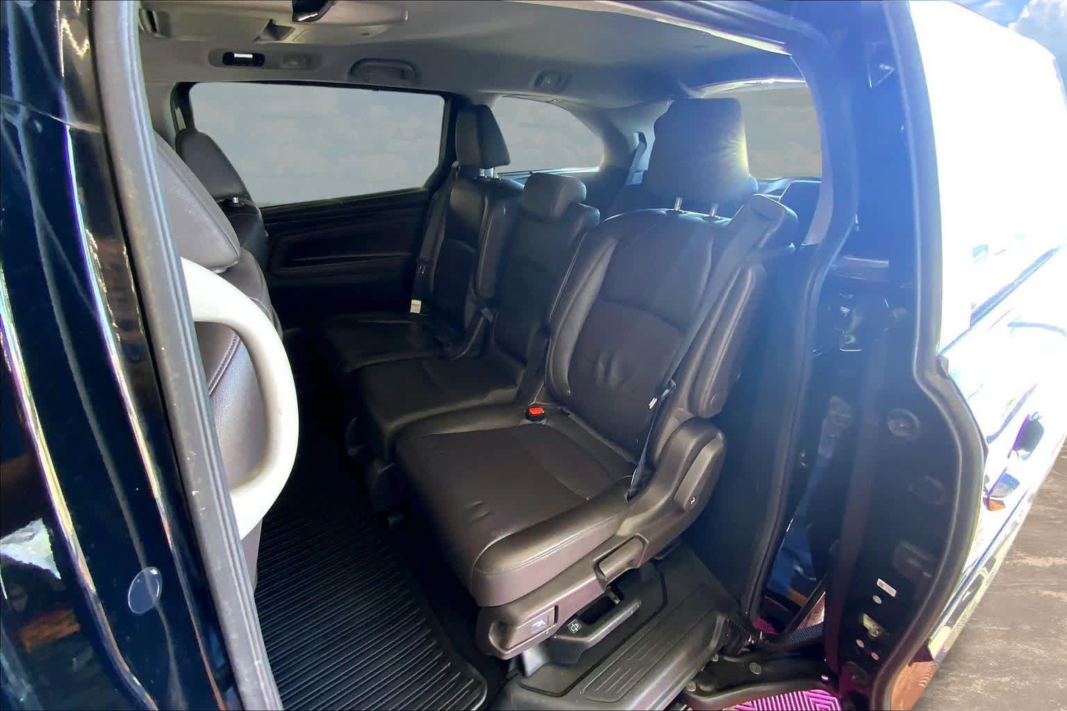 Used 2018 Honda Odyssey Touring image 29