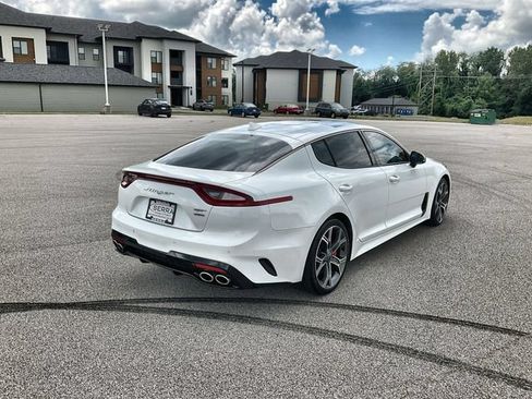 Used 2021 Kia Stinger GT1 AWD/4WD image 14
