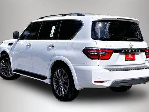 Used 2022 Nissan Armada Platinum w/ Captain's Chairs Package image 4